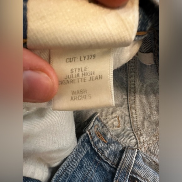 Reformation Julia High Cigarette Jean in Arches Wash Ankle length , size 27 - Picture 6 of 10